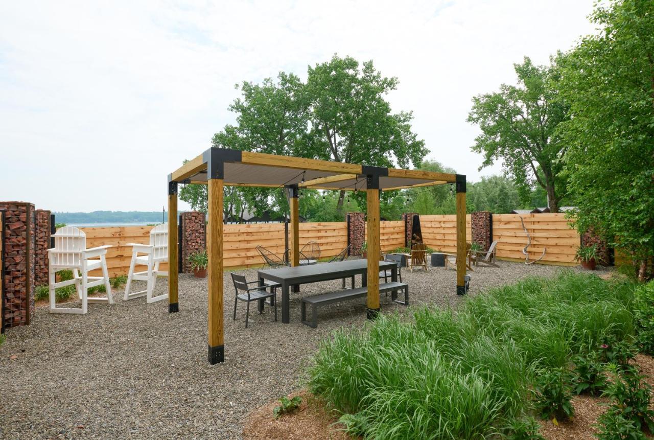 Hutton Brickyards Riverfront Hotel & Venue Kingston Exteriér fotografie